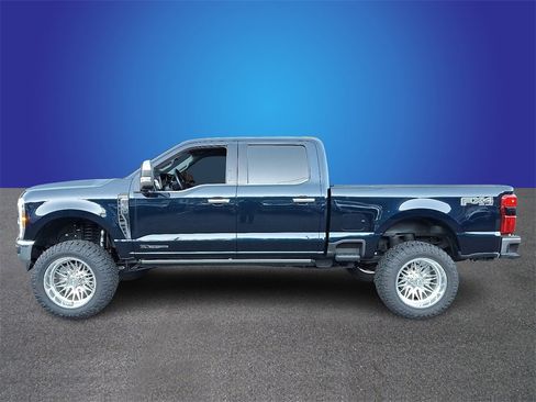 Used 2024 Ford F350 Lariat w/ Chrome Package image 7