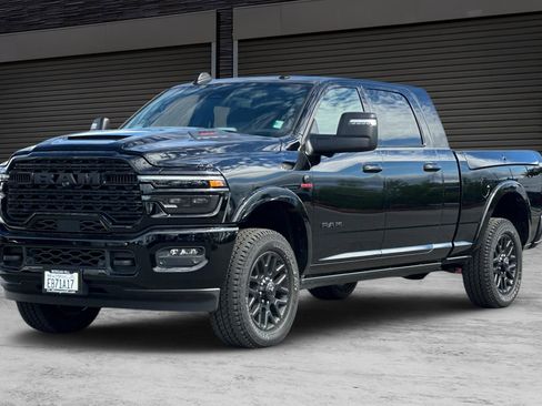 Used 2025 RAM 3500 Limited image 9