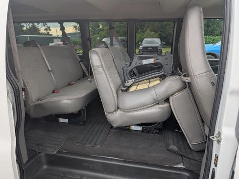 Used 2025 Chevrolet Express 3500 LT w/ LT Preferred Equipment Group RWD image 10