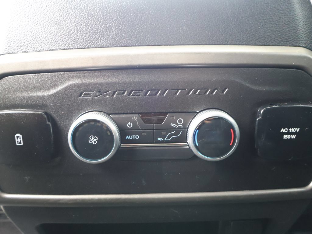 Used 2021 Ford Expedition XLT AWD/4WD image 27