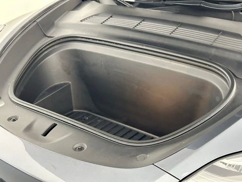 Used 2023 Tesla Model Y Long Range image 30