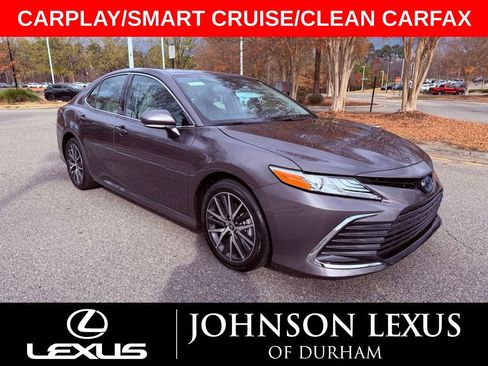 Used 2024 Toyota Camry XLE image 1