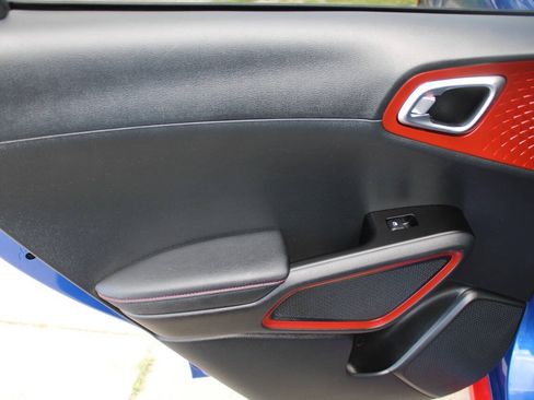Used 2022 Kia Soul Turbo FWD image 15