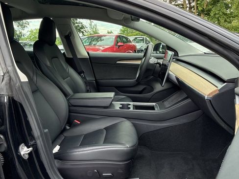 Used 2022 Tesla Model 3 Standard Range RWD image 6