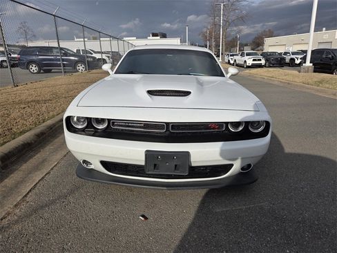Used 2021 Dodge Challenger R/T image 7