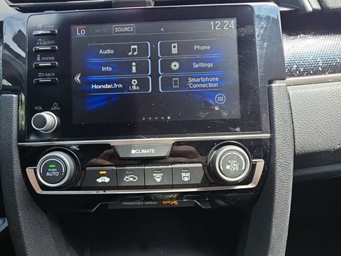 Used 2020 Honda Civic Sport image 11