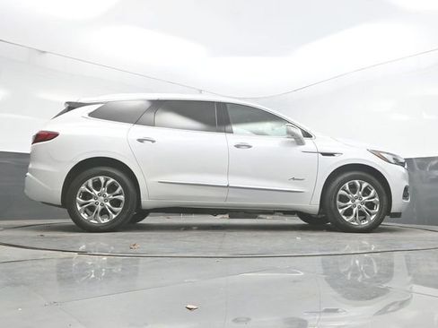 Used 2020 Buick Enclave Avenir w/ Avenir Technology Package image 41