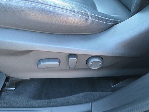 Used 2019 Subaru Forester Limited w/ Popular Package #3 image 11