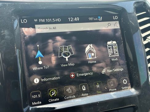 Used 2021 Jeep Cherokee Limited w/ Elite Package FWD image 15