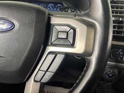 Used 2017 Ford F150 Platinum w/ Equipment Group 701A Luxury AWD/4WD image 22