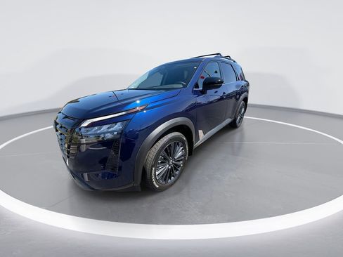 New 2026 Nissan Pathfinder SL w/ SL Premium Package (P04) AWD/4WD image 4