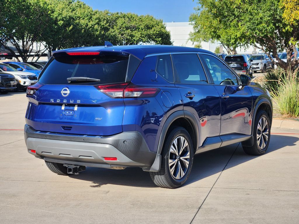 Used 2022 Nissan Rogue SV FWD image 4