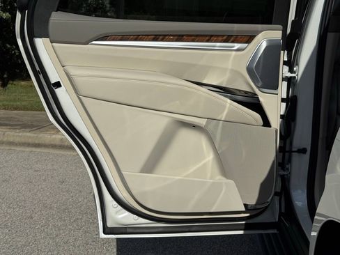 New 2025 Cadillac Escalade Sport Platinum image 21