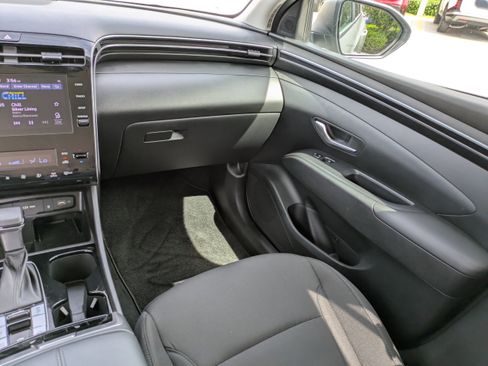 Certified 2024 Hyundai Tucson SEL FWD image 16