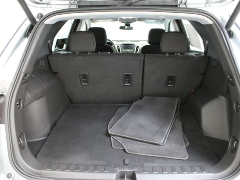Certified 2024 Chevrolet Equinox LT AWD/4WD image 29
