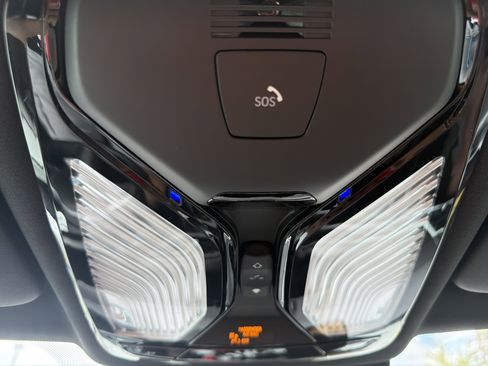 Used 2025 BMW X5 xDrive40i image 33