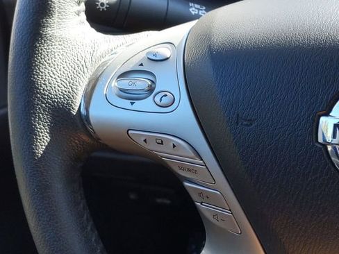 Used 2018 Nissan Murano SL w/ Moonroof Package image 19