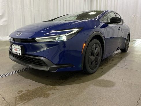 New 2026 Toyota Prius LE image 22