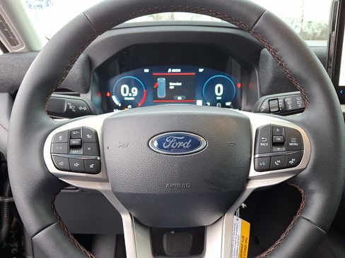 New 2026 Ford Explorer Active w/ Active Comfort Package AWD/4WD image 12