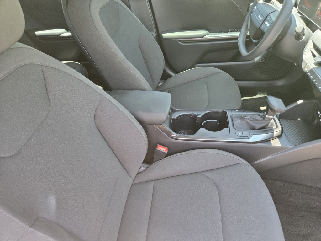 New 2026 Kia K4 FWD image 10