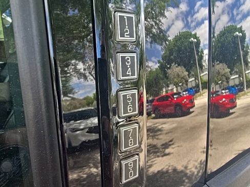 Used 2022 Ford F150 Lariat w/ Equipment Group 502A High image 14