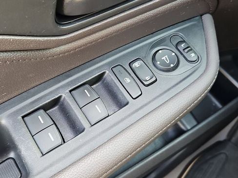 Used 2024 Honda Odyssey EX image 32