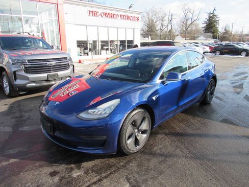 Used 2018 Tesla Model 3 Long Range image 1