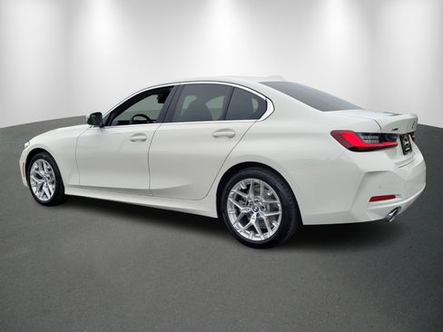 New 2025 BMW 330i xDrive Sedan w/ Convenience Package image 5