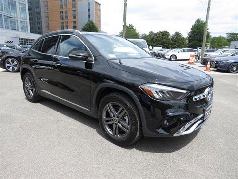 Used 2026 Mercedes-Benz GLA 250 4MATIC image 5