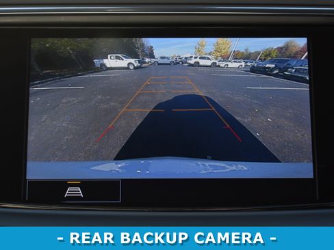 Used 2023 Buick Enclave Essence w/ Experience Buick Package image 15