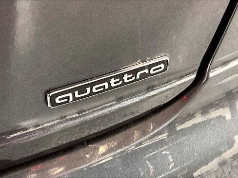 Used 2020 Audi Q8 Prestige w/ Prestige Package image 8