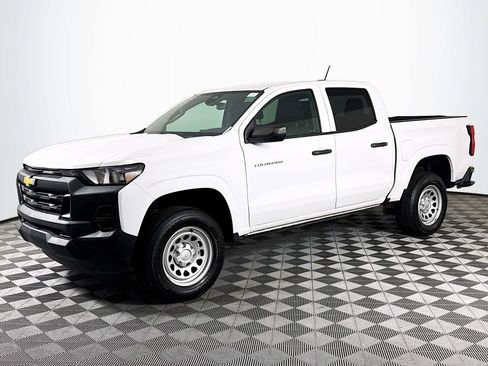 Used 2023 Chevrolet Colorado W/T image 4