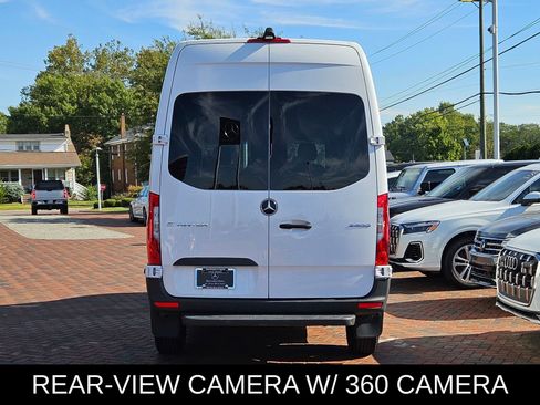 Used 2024 Mercedes-Benz Sprinter 2500 image 7