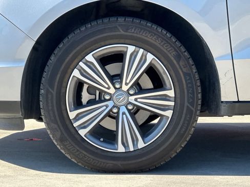 Used 2019 Acura MDX FWD image 29
