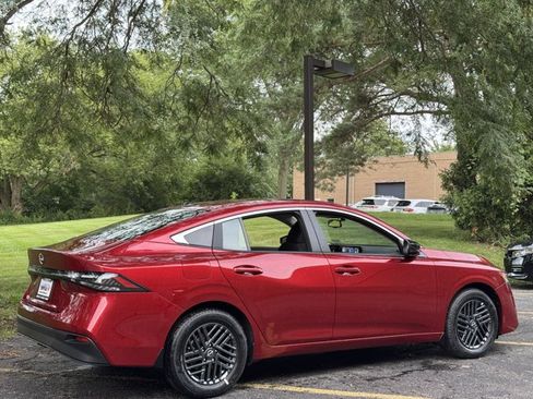 New 2026 Nissan Sentra SV w/ SV Convenience Package FWD image 21