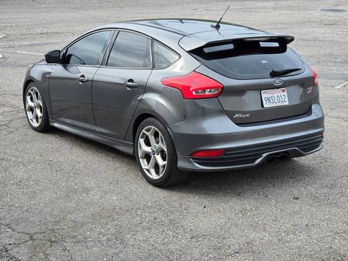 Used 2016 Ford Focus ST w/ Equipment Group 401A image 16