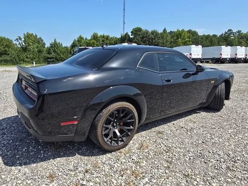 Used 2022 Dodge Challenger R/T Scat Pack RWD image 8