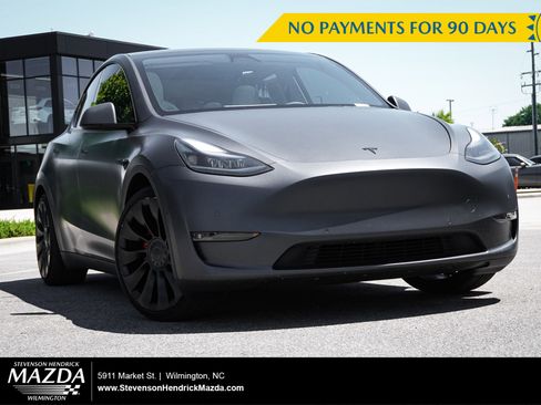 Used 2022 Tesla Model Y Performance AWD/4WD image 1