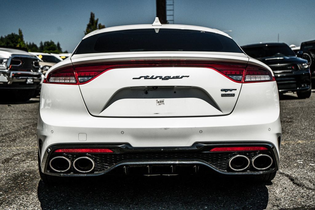 Used 2022 Kia Stinger GT1 AWD/4WD image 16