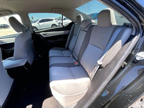 Used 2018 Toyota Corolla LE w/ Carpet Mat Package (TMS) FWD image 27