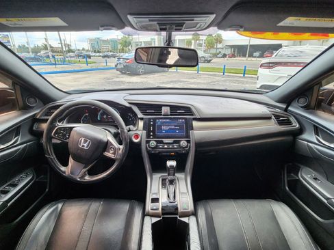 Used 2018 Honda Civic EX-L image 15
