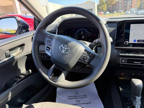 Certified 2025 Toyota Camry LE image 12
