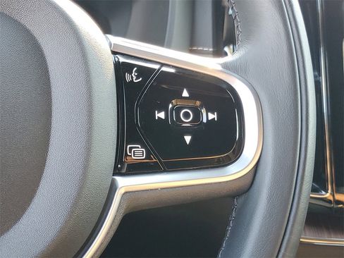 Used 2020 Volvo XC60 T5 Inscription image 23