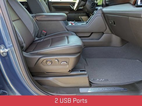 Certified 2025 GMC Sierra 2500 Denali w/ Denali Reserve Package AWD/4WD image 46