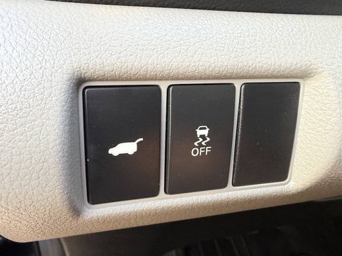 Used 2025 Honda Pilot EX-L image 18