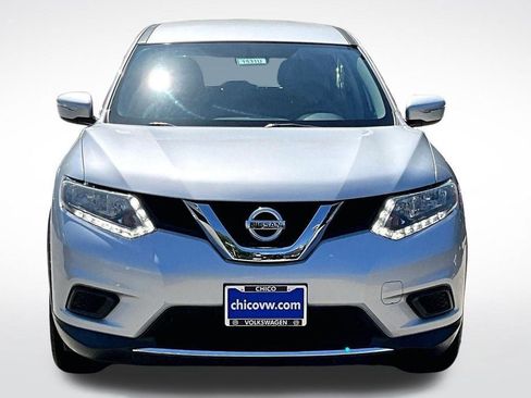 Used 2015 Nissan Rogue S FWD image 2