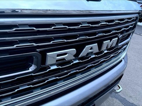 Used 2019 RAM 1500 Limited image 28