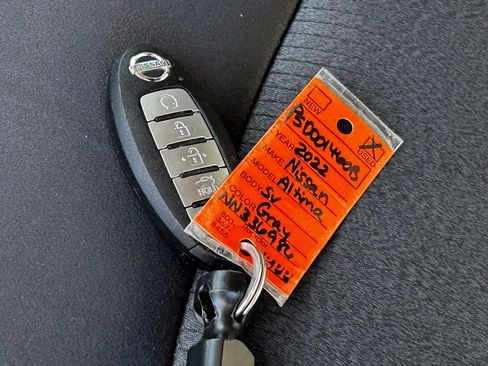 Used 2022 Nissan Altima 2.5 SV image 45