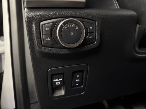 Used 2020 Ford F150 Lariat w/ Equipment Group 502A Luxury image 24