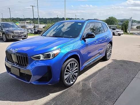 Used 2023 BMW X1 xDrive28i w/ Premium Package AWD/4WD image 9